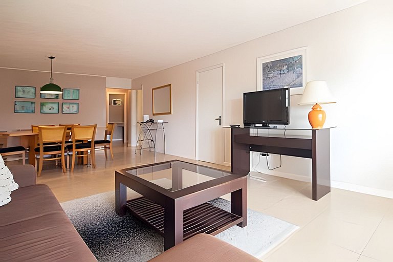 Oceana Suites: Bora-Bora, Punta del Este.