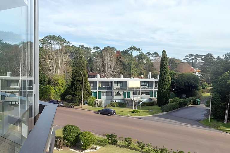 Oceana Suites: Bora-Bora, Punta del Este.