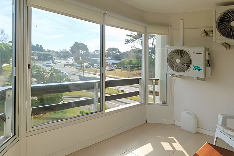 Oceana Suites: Bora-Bora, Punta del Este.