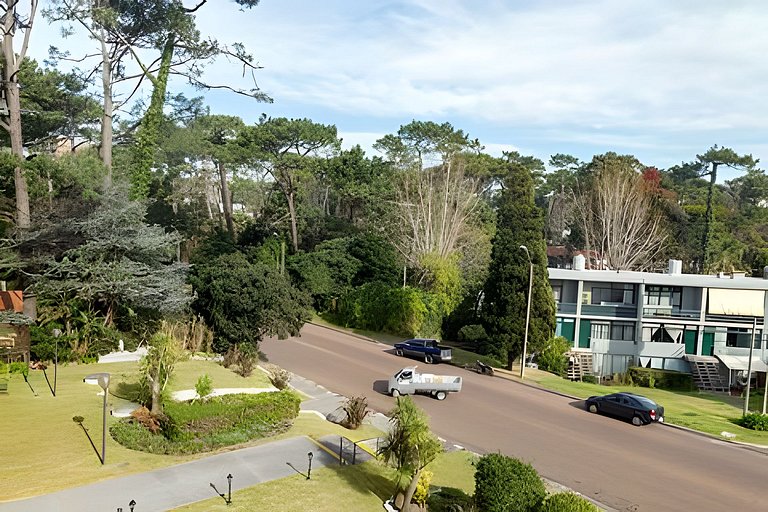Oceana Suites: Bora-Bora, Punta del Este.