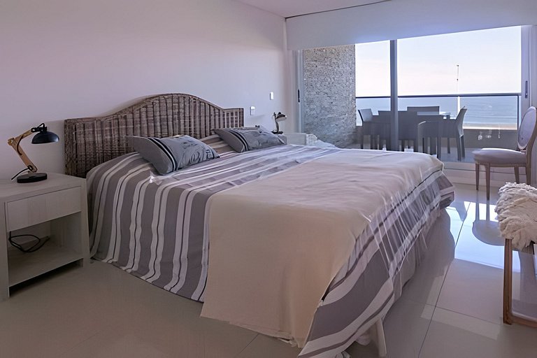 Wonderful apartment with sea view, Punta.