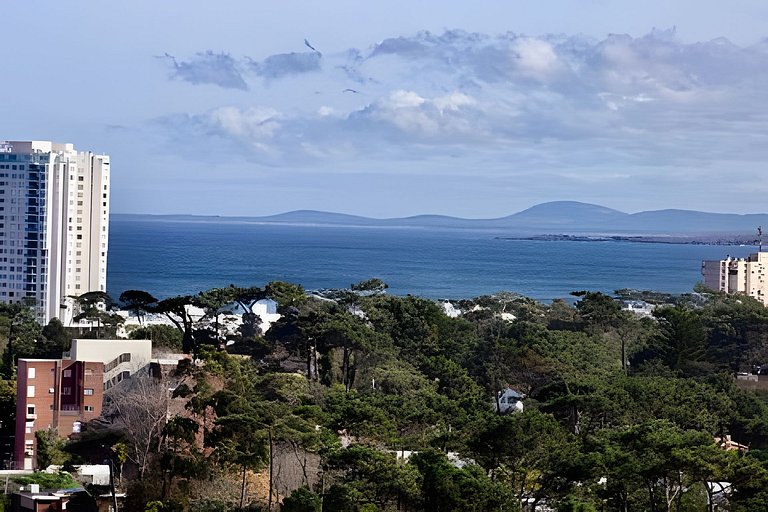 Oceana Suites: Ocean Drive, Punta del Este.