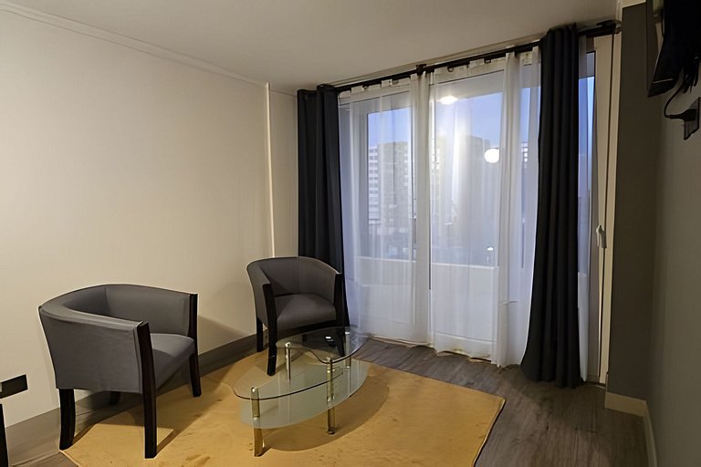 Apartment in La Cisterna, excellent connectivity.