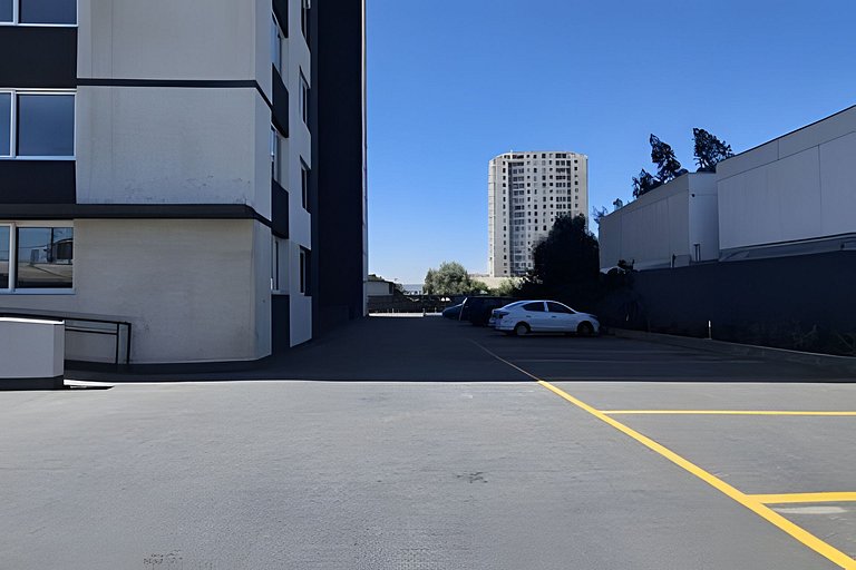 Apartment Near Hospitals and Parks