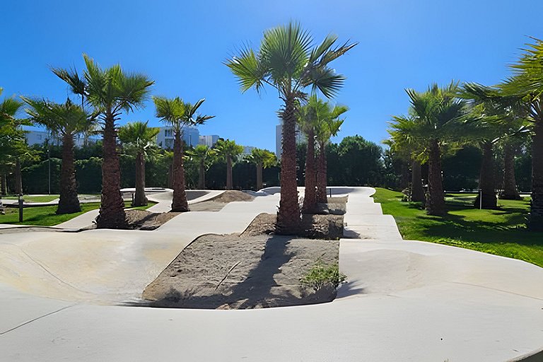 Apartment minutes from Faro Monumental, La Serena.