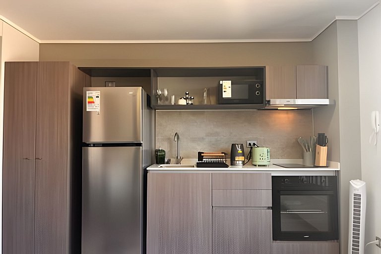 Apartment with excellent connectivity, Santiago Centro.