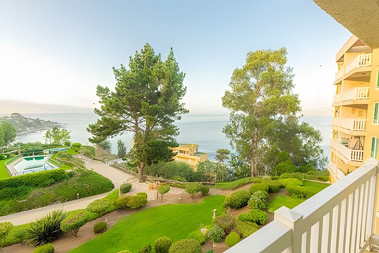 Oceana Suites: Bahía Pelícanos, Horcón.