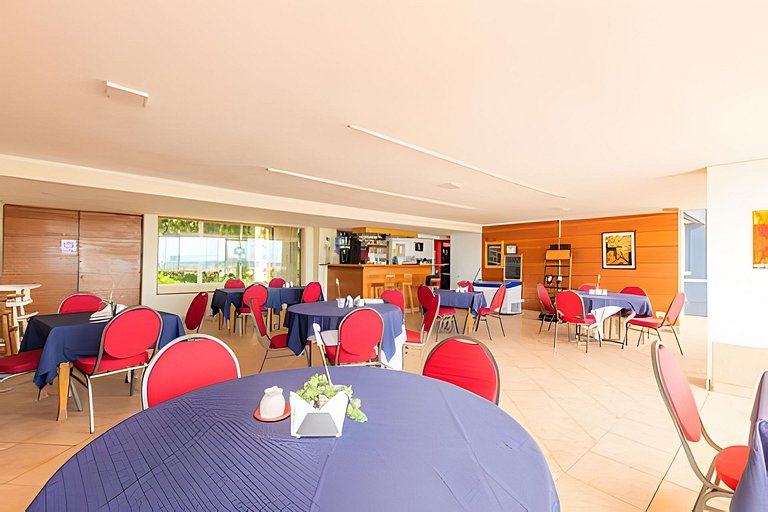 Apartment with pool and sports courts, in front of Playa Coc