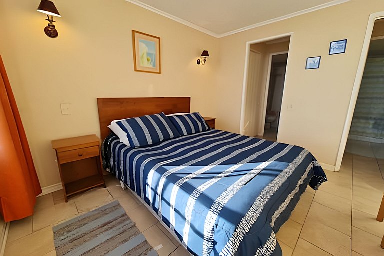 Apartment with pool and sports courts, in front of Playa Coc