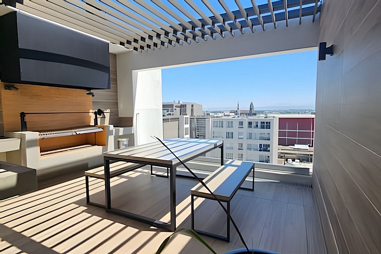 Apartment minutes from Movistar Arena, Santiago Centro.