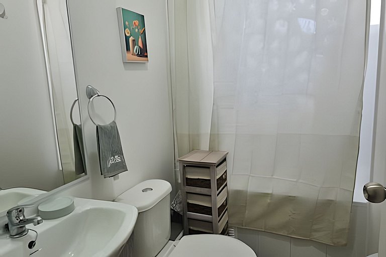 Apartamento confortável com estacionamento e piscina