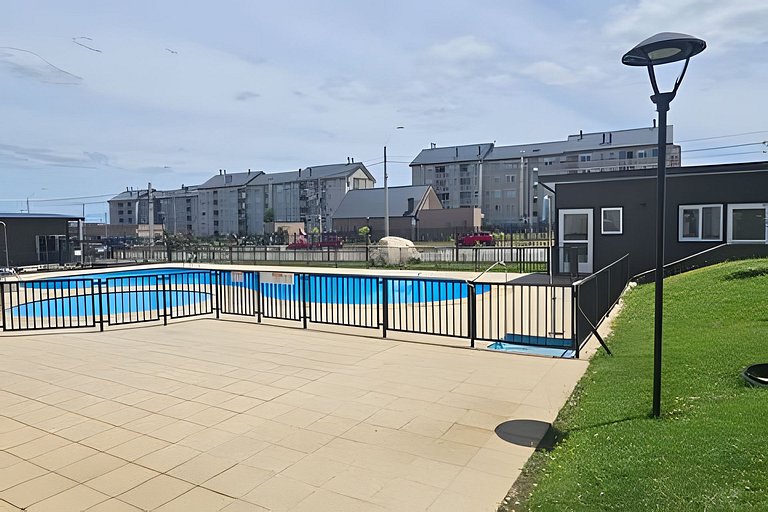 Apartamento confortável com estacionamento e piscina