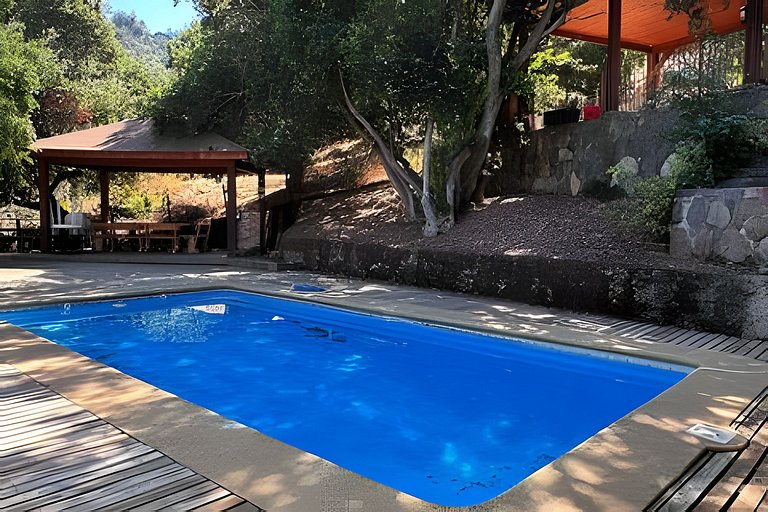 Incredible house in Bosques de Aculeo.