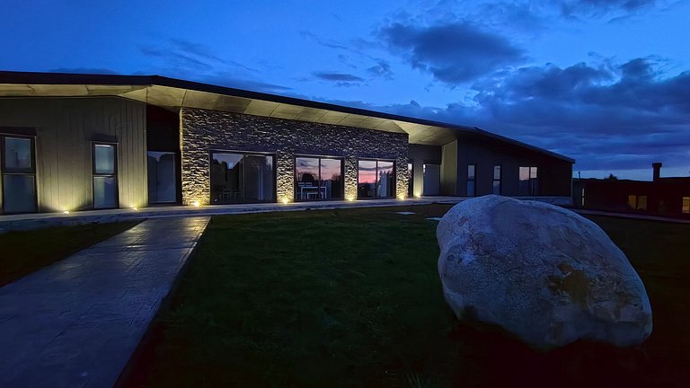 Wonderful house with green areas in Puerto Varas.