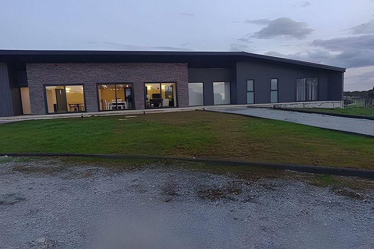 Hermosa y amplica casa premium en Puerto Varas