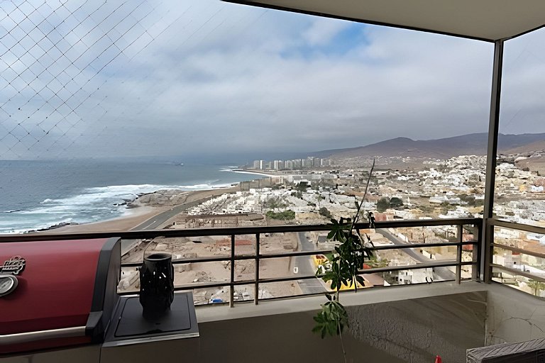 Amplio y modero departamento frente al Mar