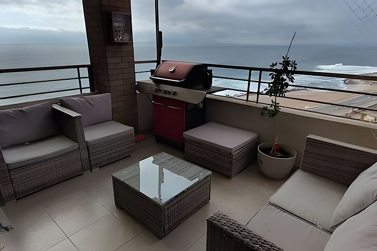 Oceanfront apartment, Playa Brava, Iquique.
