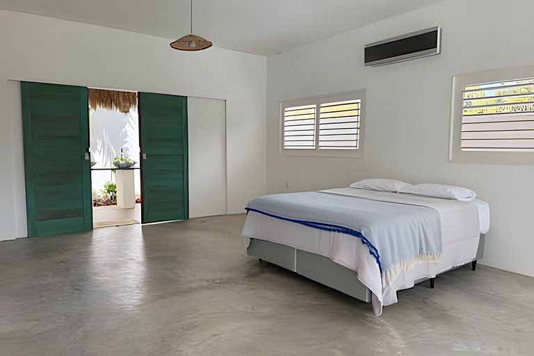 Maravilhosa casa com piscina e áreas verdes em Tibau do Sul.