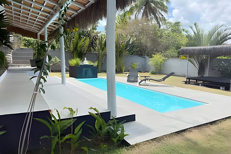 Maravillosa casa con piscina y áreas verdes en Tibau do Sul.