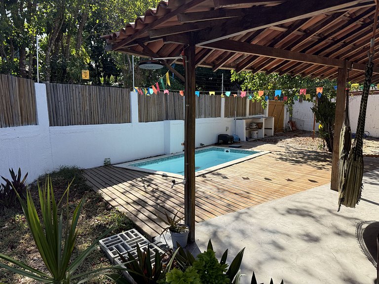 Casa com piscina em ambiente natural, Pipa.