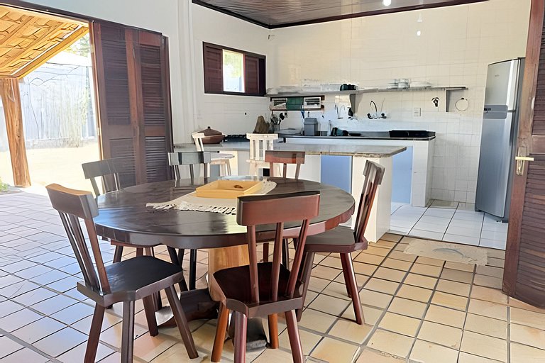 Casa com piscina e churrasqueira em Tibau do Sul.