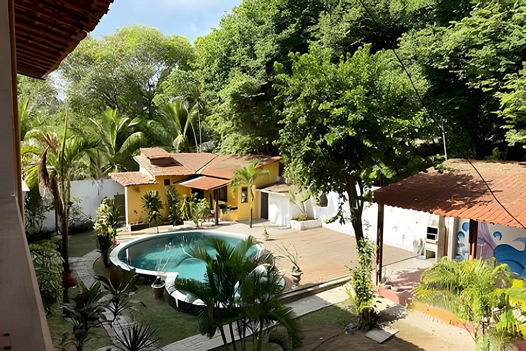 Pousada com piscina e ambiente tropical, Pipa.