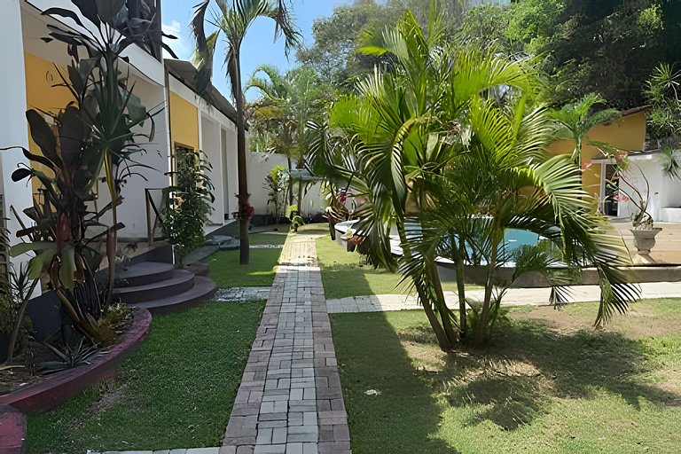 Posada con piscina y entorno tropical, Pipa.