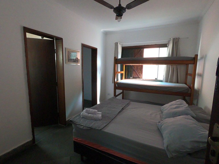 Oceana Suites: Pousada Guarondas, Guaruja.