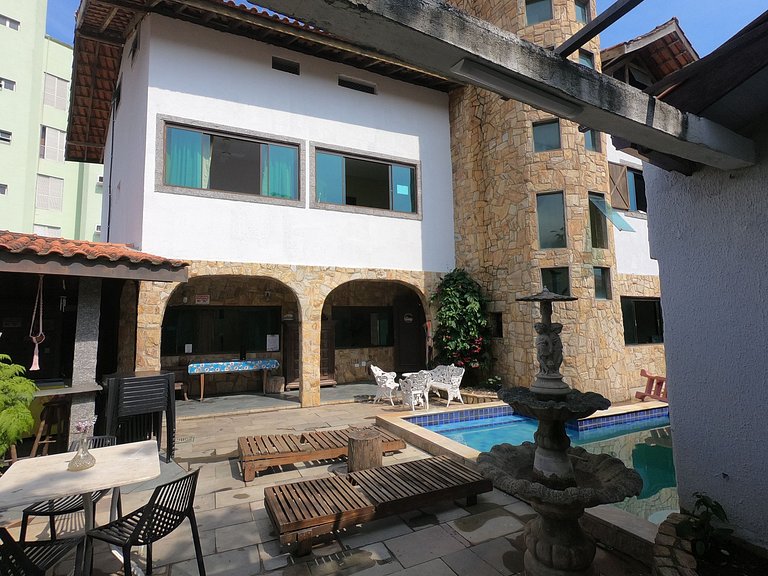 Oceana Suites: Pousada Guarondas, Guaruja.