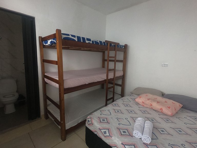 Oceana Suites: Pousada Guarondas, Guaruja.