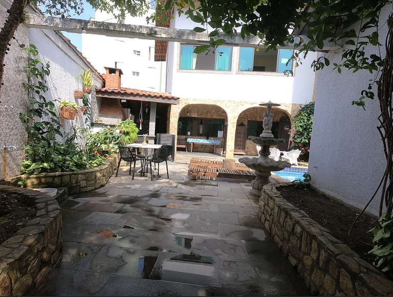 Oceana Suites: Pousada Guarondas, Guaruja.