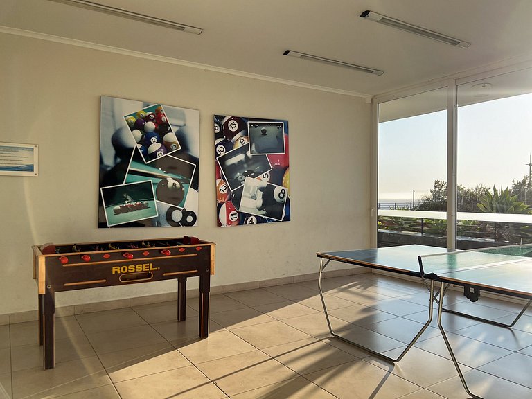 Apartamento com vista para o mar em Costa de Montemar.