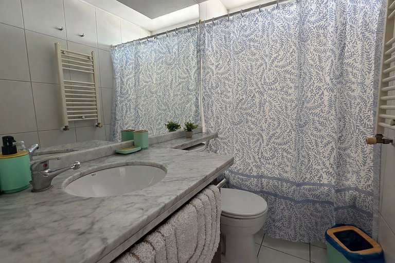 Apartment steps from Mall Alto Las Condes.