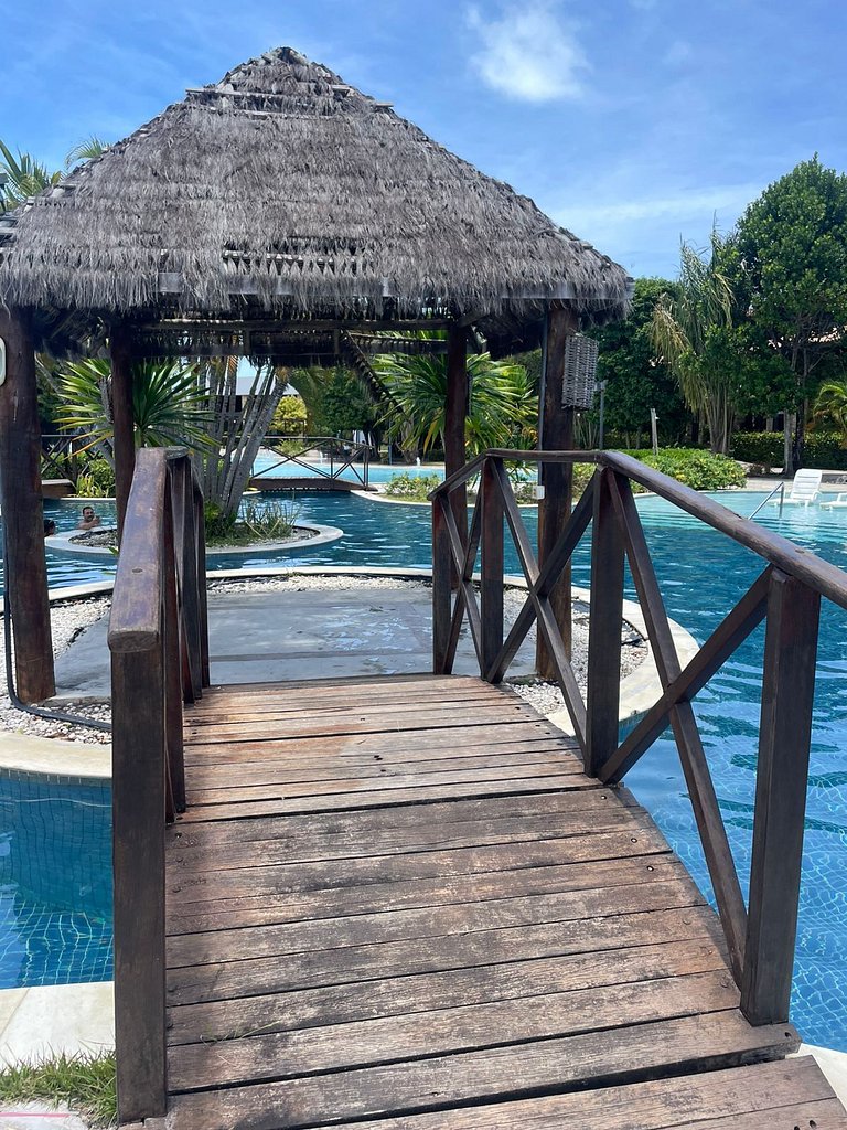 Apartment with incredible pools, Barra de São Miguel.