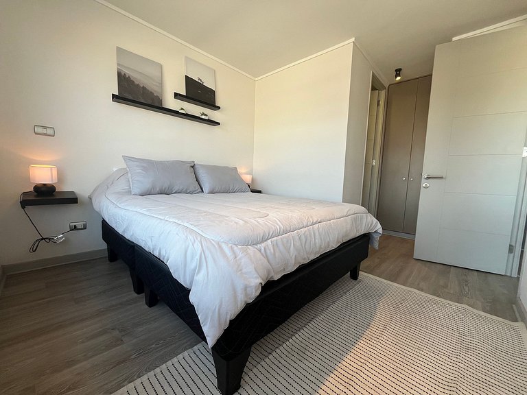 Incredible apartment minutes from Estadio Nacional.