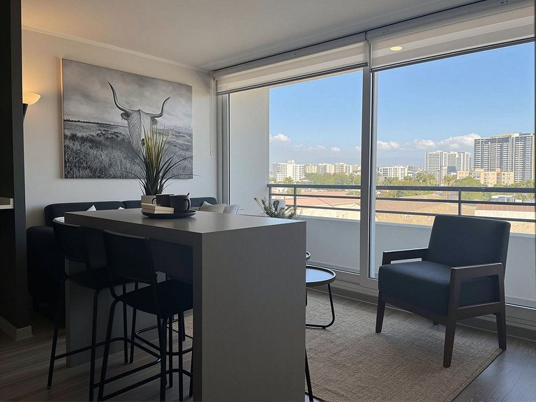 Incredible apartment minutes from Estadio Nacional.