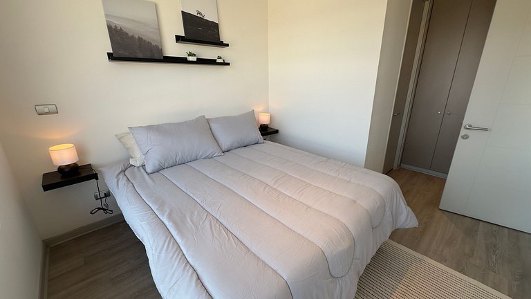 Incredible apartment minutes from Estadio Nacional.