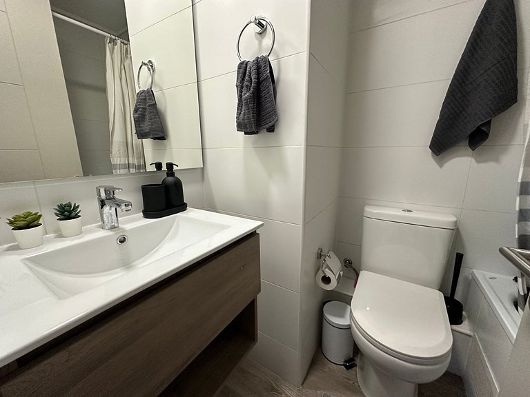 Incrível apartamento a minutos do Estádio Nacional.