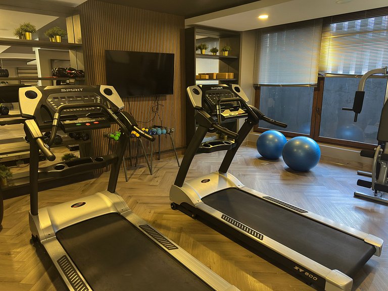 Wonderful apartment steps from the metro, Ñuñoa.