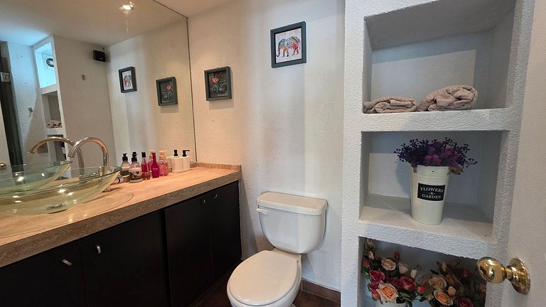 Apartamento com excelente localização em Providencia.