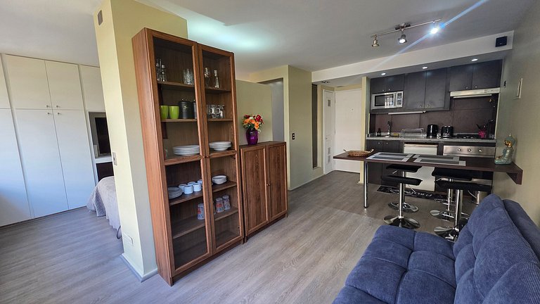 Apartamento com excelente localização em Providencia.