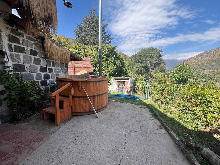 Amplia casa con piscina y tinaja, Cajón del Maipo.
