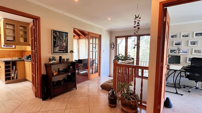 Incrível casa em Bosques de Aculeo.