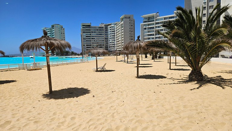Apartment with incredible artificial lagoon, La Serena.