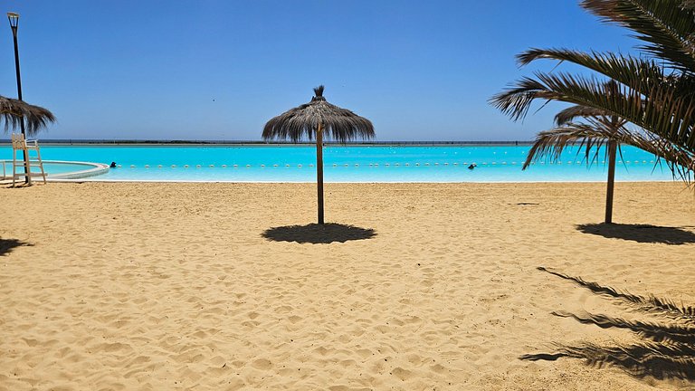 Comfortable apartment in Laguna del Mar