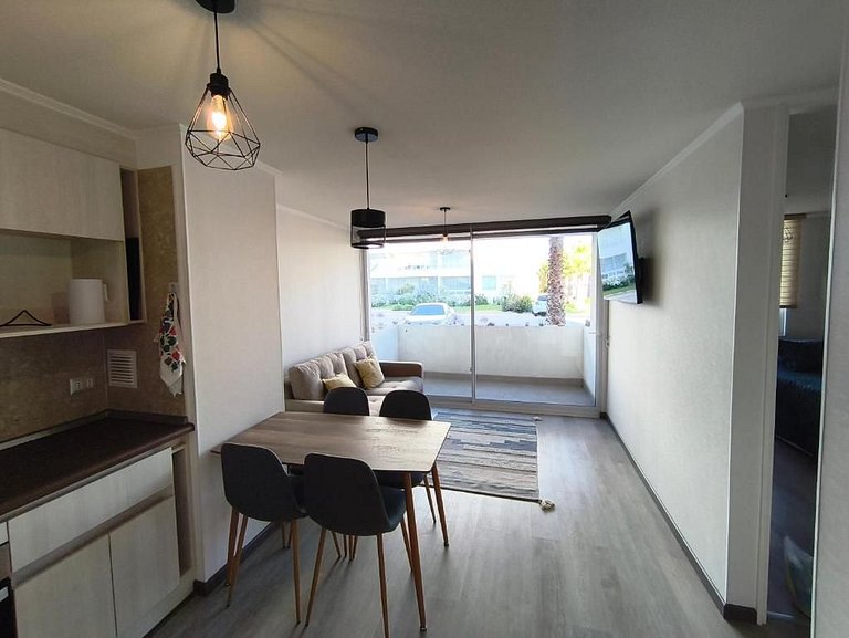 Amplo apartamento com vaga de garagem