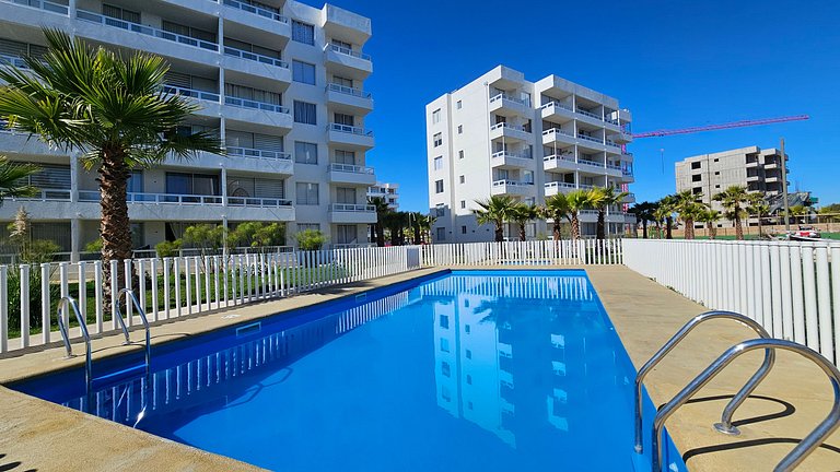 Amplo apartamento com vaga de garagem