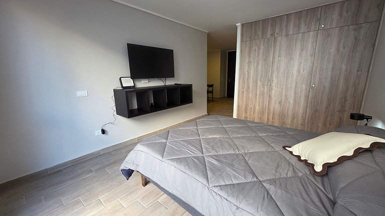 Apartamento a passos do metrô e do Centro Cultural La Moneda