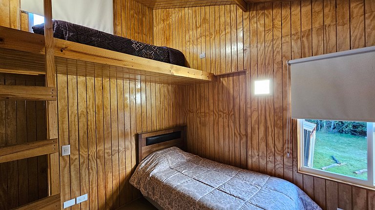 Cabaña en complejo privado, a pasos del mar, Curiñanco.