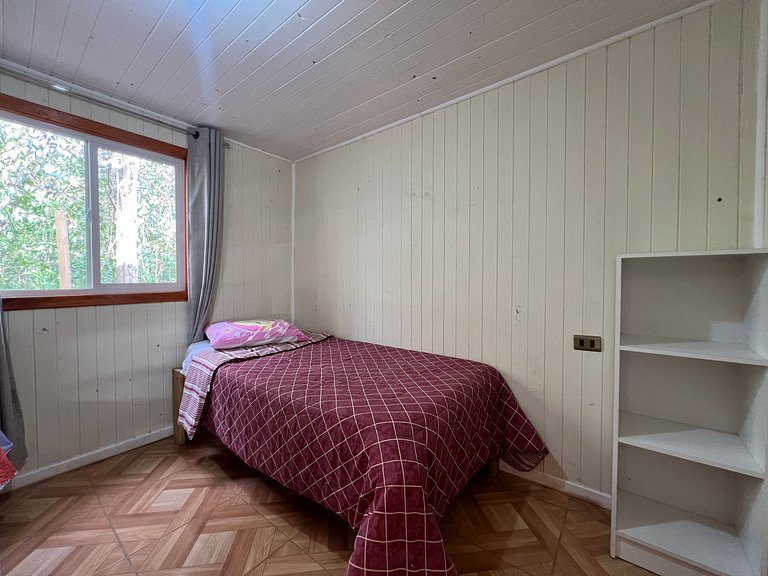 Cabaña con tinaja en complejo privado, Licanray.